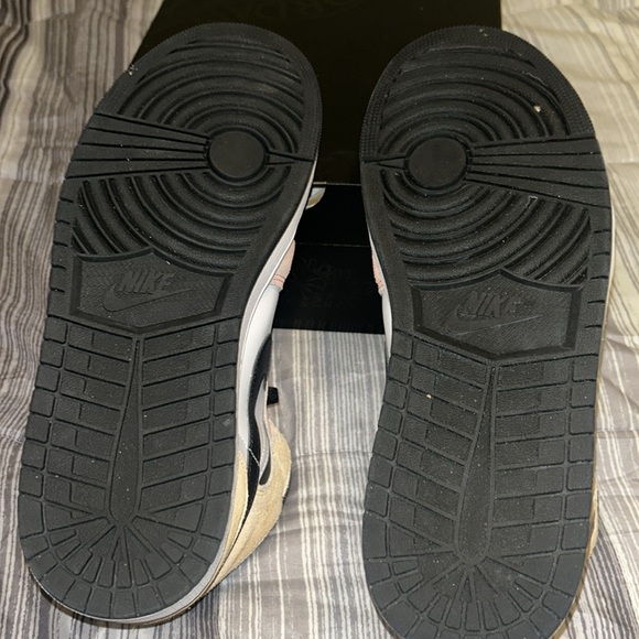 Jordan 1 Mid SE Flight Club Size 11 (Used) - Picture 8 of 14